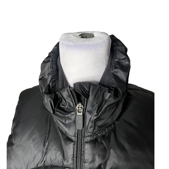 Lululemon Down For It All Puffer Vest Black sz 4 - Picture 7 of 12